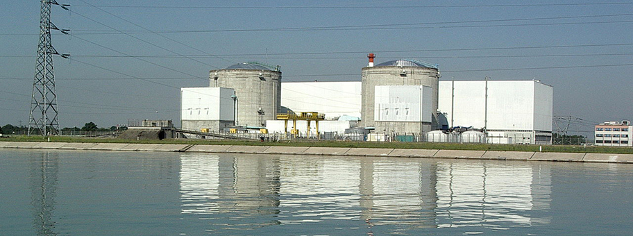 Das älteste und leistungsschwächste noch in Betrieb befindliche französische Kernkraftwerk. AKW Fessenheim im Elsass.