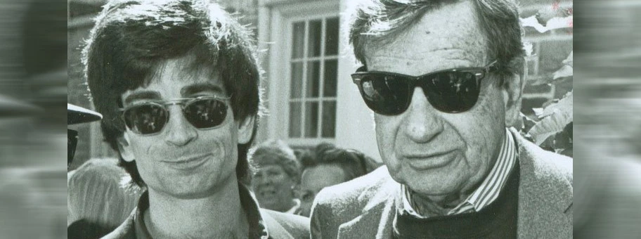 Walter Matthau mit seinem Sohn, 1990er-Jahre.