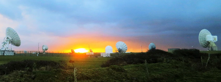 Abhörstationen des Echelon Netzwerkes vom britischen Nachrichtendienst GCHQ in Cleave Camp, Morwenstow, Cornwall, UK.