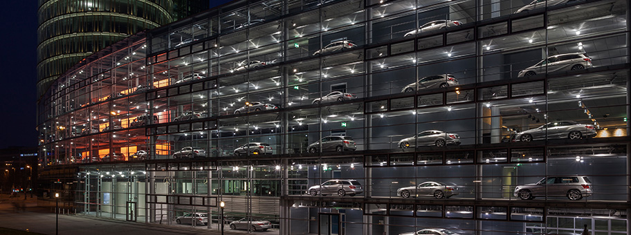Mercedes-Benz Filiale in München, Deutschland.