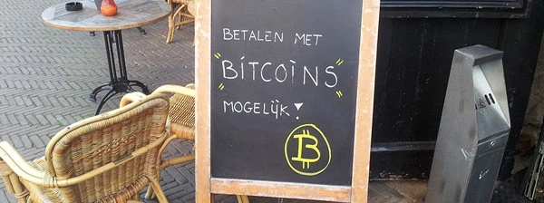 Bezahlen mit Bitcoins, Delft - Holland, April 2013.