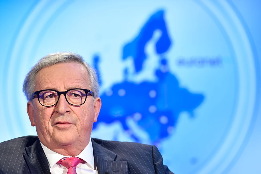 Als Präsident Juncker 2017 (hier am EuranetPlusSummit2019) die Säule sozialer Rechte („European Social Pillar“) als einen epochalen Modernisierungsschritt der sozialen Sicherung in Europa verkündete, war die Enttäuschung in gewissen Kreisen gross.