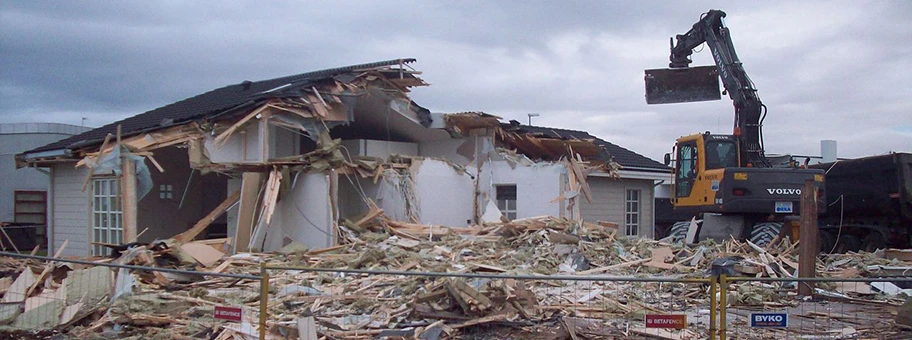 Abriss eines Hauses in den USA im Zuge der Immobilienkrise 2009.