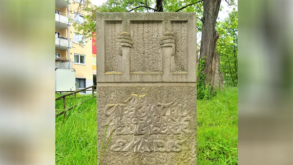 Denkmal des unbekannten Kriegsdienstverweigerers auf dem Platz des unbekannten Deserteurs, Tübingen.