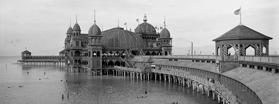 Der Salt Air Pavilion in Salt Lake wird im Film «Tanz der toten Seelen» spektakulär in Szene gesetzt.