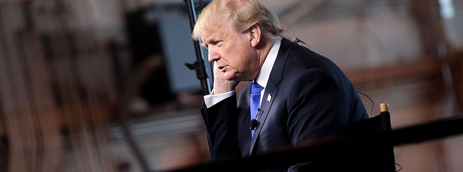 Donald Trump bei einem Auftritt auf dem Flughafen von Mesa, Arizona.