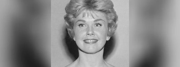 Doris Day an den Academy Awards im Pantages Theater in Los Angeles, März 1958.