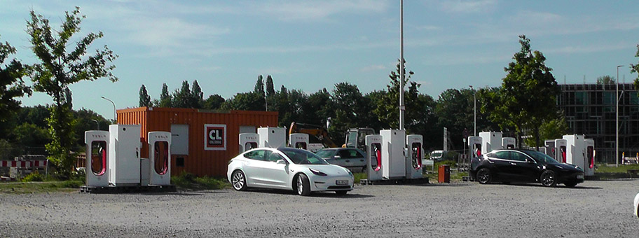 Elektro-Auto-Ladepark Hilden, Giesenheide, Mai 2020.