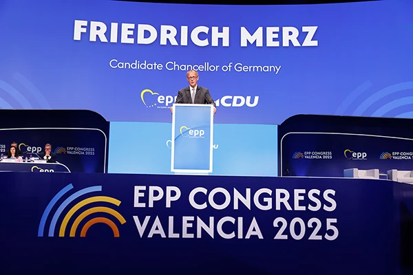 Friedrich Merz am EPP Kongress in Valencia, 29 April 2025.