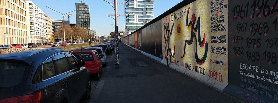 Berlin East Side Gallery während der Coronakrise, März 2020.