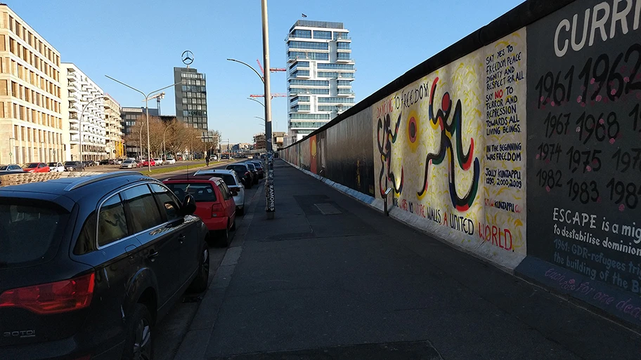 Berlin East Side Gallery während der Coronakrise, März 2020.