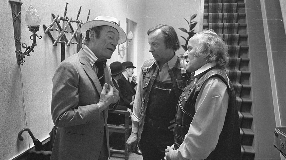 Eddie Constantine (hier am 8. August 1972 in Amsterdam) spielt in dem Film sich selber.