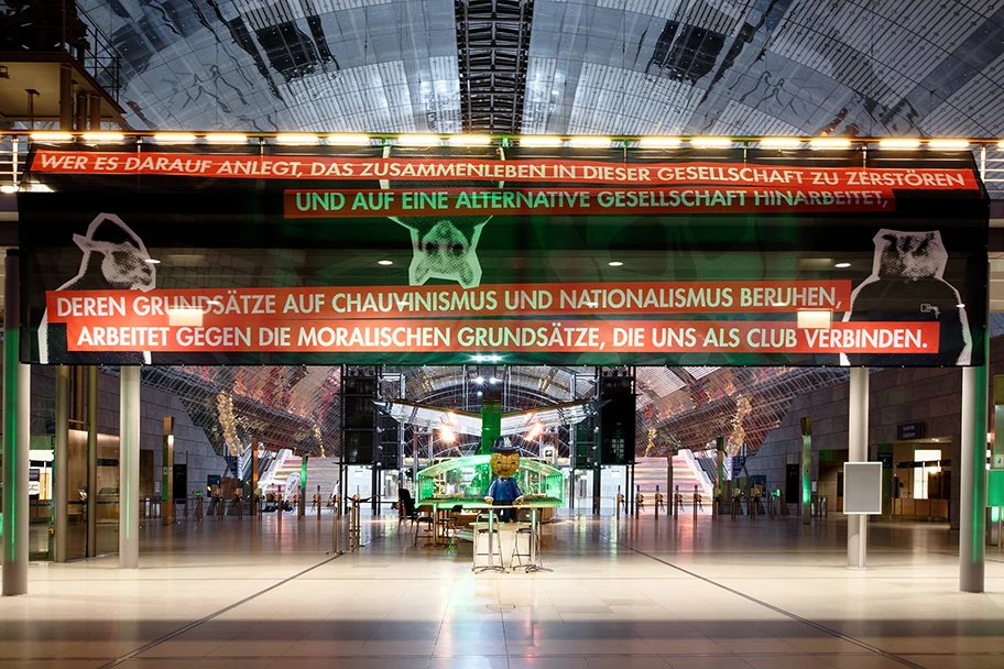 Eingang 36C3 Banner Chaos Computer Club.