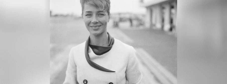 Die französische Schauspielerin Emmanuelle Riva, September 1962.