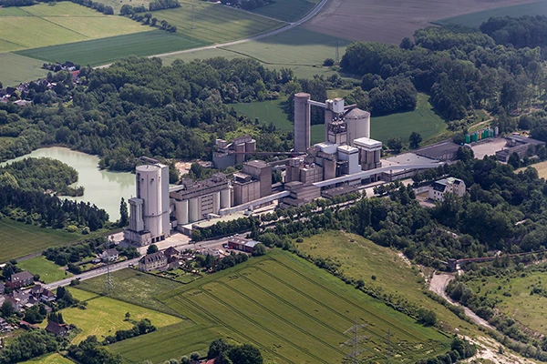 Das Heidelberger Zement Werk in Ennigerloh Süd.