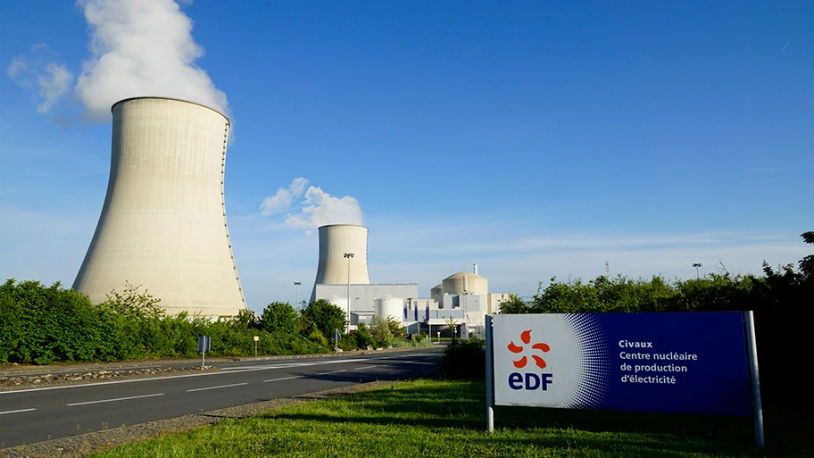 Eingang zum Atomkraftwerk in Civaux, Frankreich.