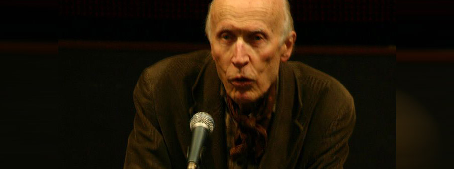 Der französische Film- und Theaterregisseur Éric Rohmer, April 2004.