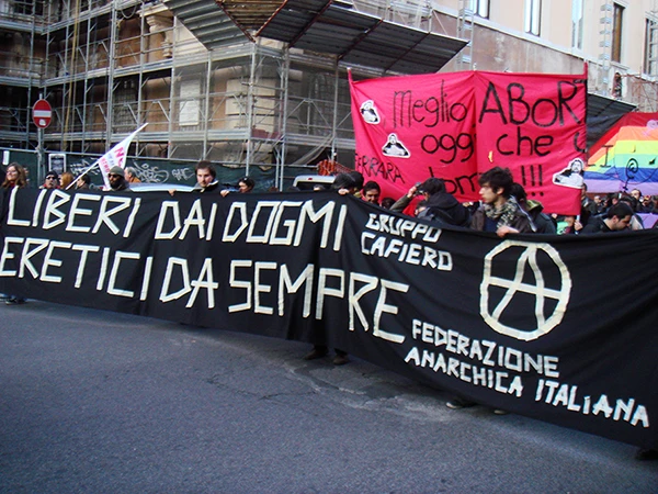 Demonstration von Anarchisten in Rom, Italien.