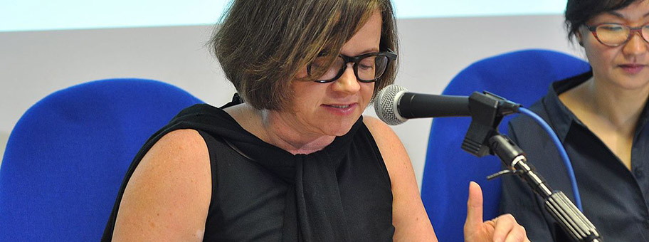 Die US-Politologin Jodi Dean an einem Vortrag in Holland, Mai 2017.
