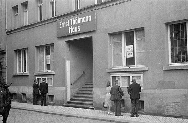 Porzellanmanufaktur in Meissen, 1945.