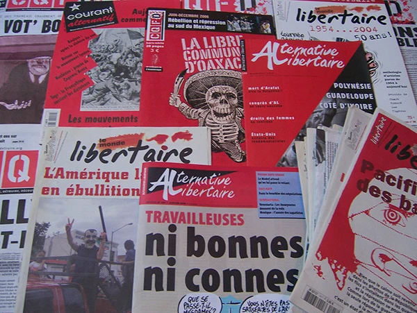 Anarchistische Zeitschriften aus Frankreich.