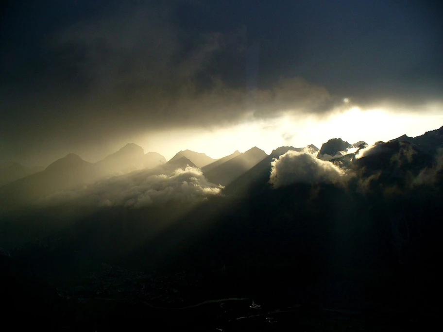 Gewitterwolken über der Schweiz.