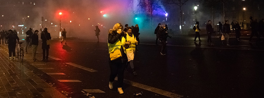 Gilets jaunes acte 4, Place de la République in Paris.