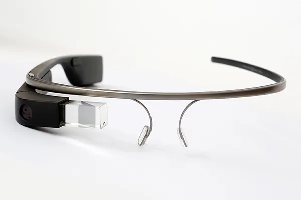 Google Glass - Vorderansicht.