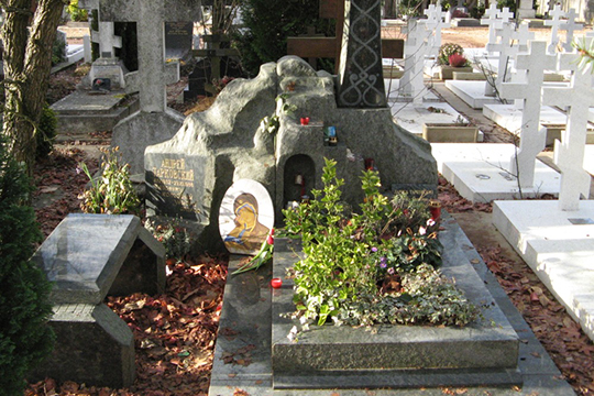 Das Grab von Andrei Tarkowski auf dem «Friedhof Sainte-Geneviève-des-Bois» in Paris.