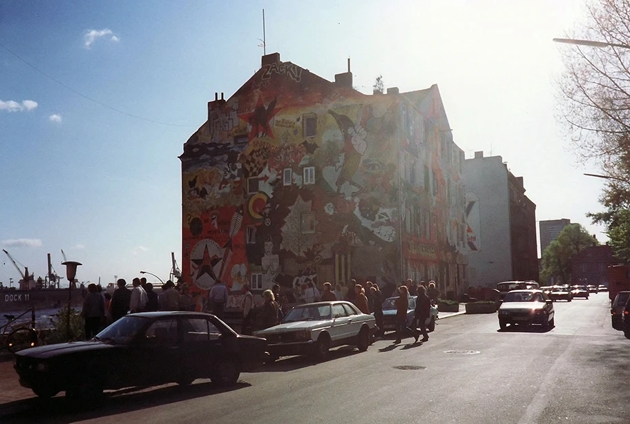 Besetztes Haus an der Hamburger Hafenstrasse.