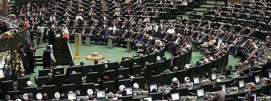 Hassan Rohani wird als neuer Präsident Irans vereidigt, August 2013.