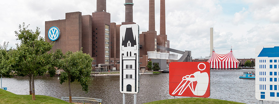 Heizkraftwerk Wolfsburg Nord und Zirkus bei VW.