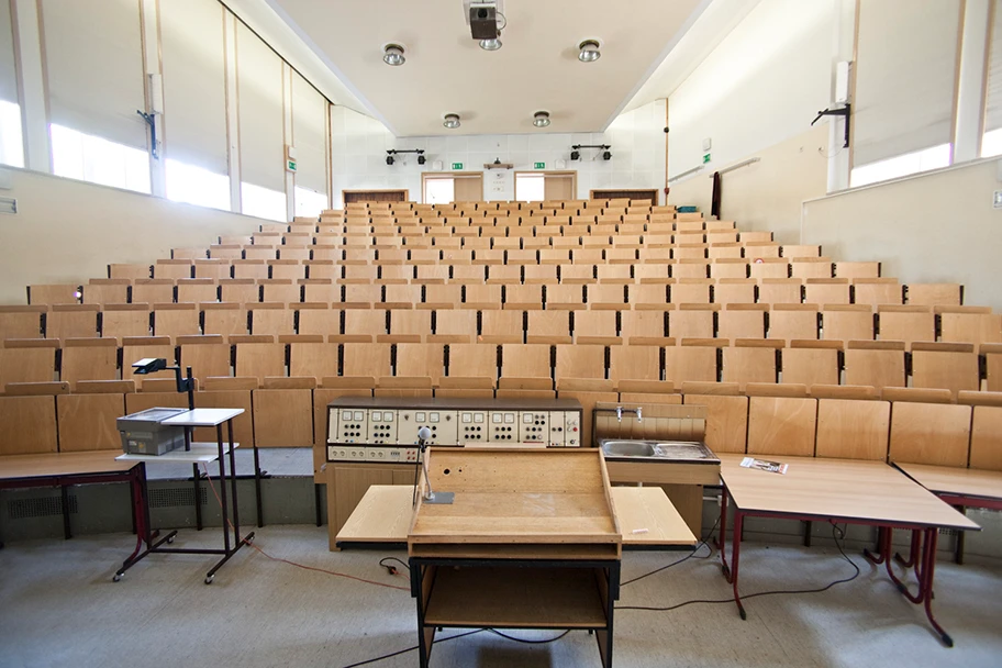 Hörsaal der Universität Erfurt.