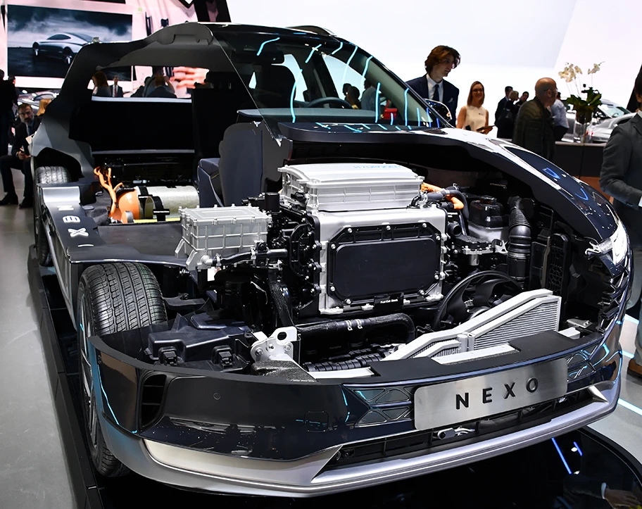 Hyundai NEXO Hydrogen Fuel Cell Car beim Autosalon Genf 2018.