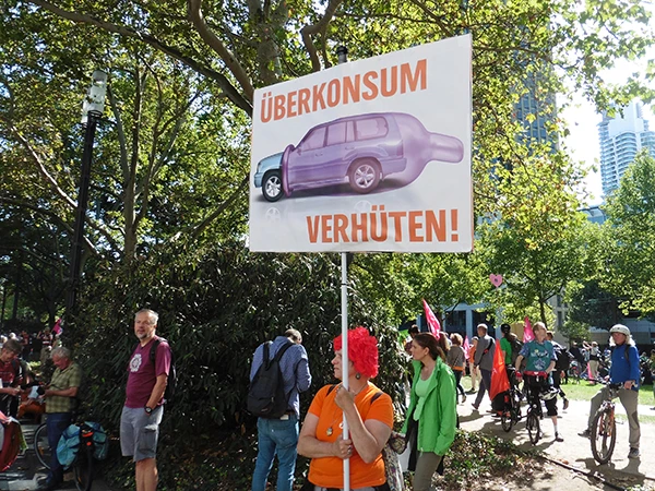 Verkehrswende Demo #aussteigen zur IAA in Frankfurt, September 2019.