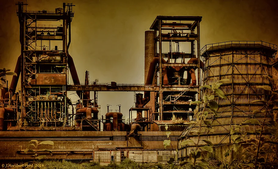 Industrie-Ruine Hochofenwerk Phoenix-West in Dortmund.
