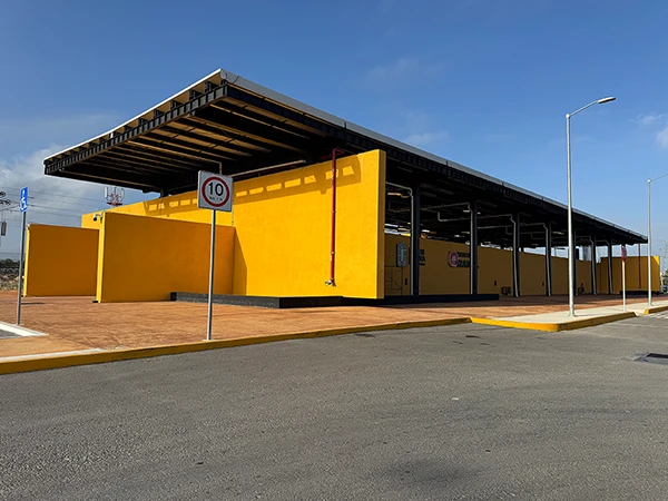 Bahnhof in Izamal, Yucatán, Mexiko. Erbaut im Rahmen des Tren Maya Projekt.