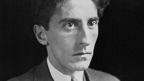 Der französische Schriftsteller, Filmregisseur und Maler Jean Cocteau, 1923.