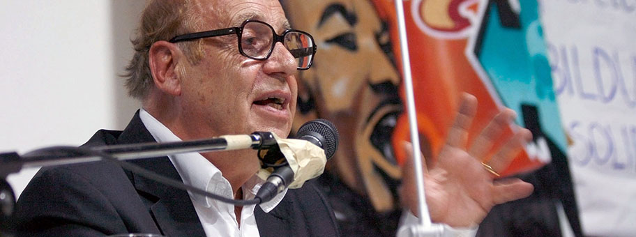 Jean Ziegler im besetzten Audimax an der Universität in Wien, 2009.