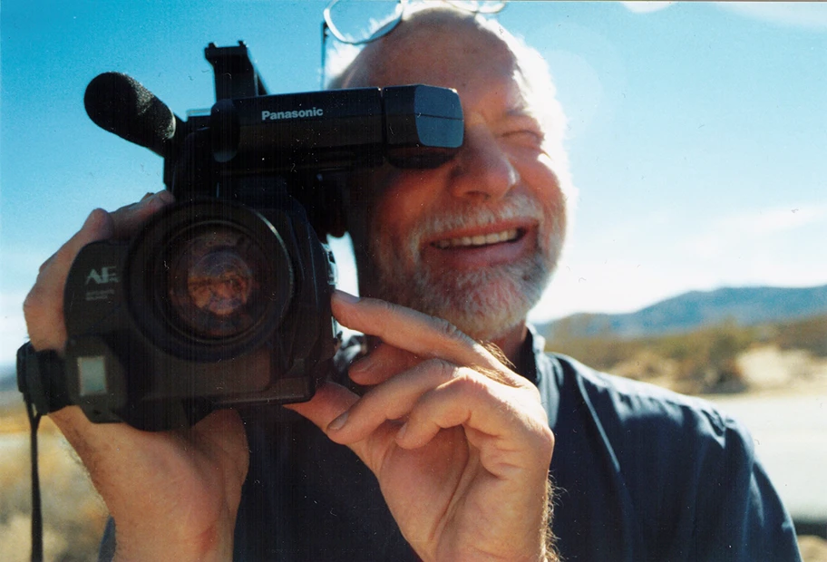 Joseph Scheidegger (1929–2012), Schweizer Schauspieler, Hörspiel- und Filmregisseur, Dramaturg und Drehbuchautor.