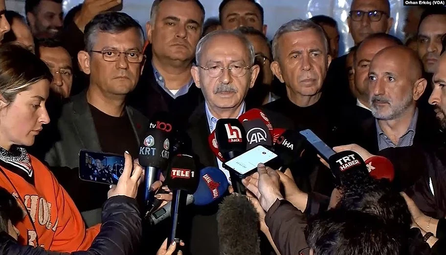 Präsidentschaftskandidat Kemal Kılıçdaroğlu vom Oppositionsblock Millet Alliance an einer Pressekonferenz am 11. März 2023.