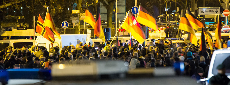 Blick auf die «Koegida»-Demonstranten, dem Kölner Ableger der Pegida, 5. Januar 2015.