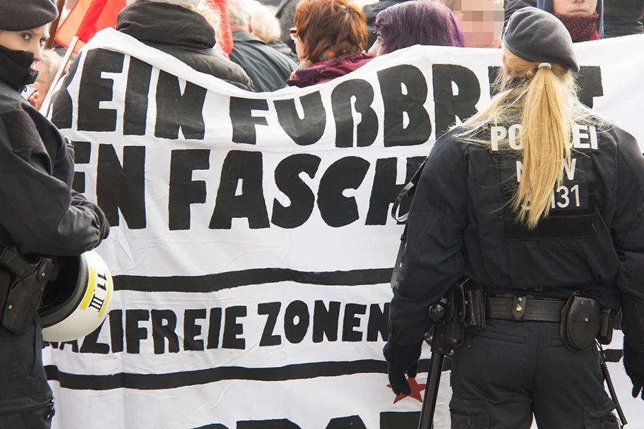 Demonstration von „Köln gegen Rechts - Antifaschistisches Aktionsbündnis“ November 2015.