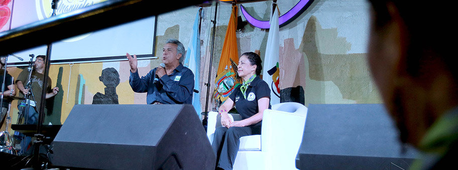 Der ecuadorianische Präsident Lenin Moreno versucht die sozialen Proteste zu delegitimieren, indem er sie als orchestrierte Destabilisierung gewalttätiger Vandalen betitelt.