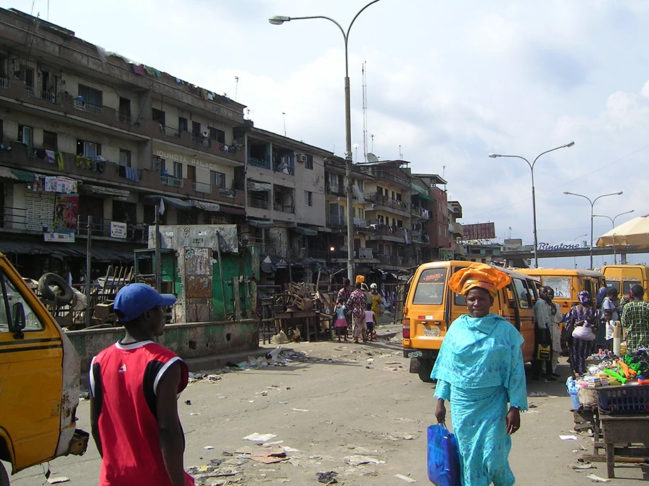 Strassenbild in Lagos, Broad Street.