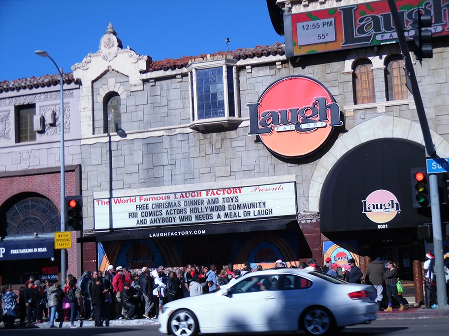 Schlange für Gratis-Essensausgabe in Los Angeles, Dezember 2015.