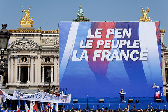 Rede von JeanMarie Le Pen an einer Veranstaltung des Front Nationale in Paris.