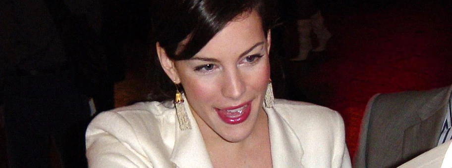 Liv Tyler in Leicester Square, Dezember 2003.