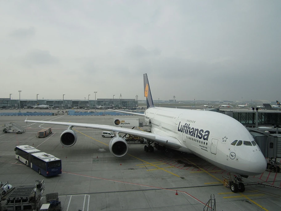 Lufthansa Airbus 380.