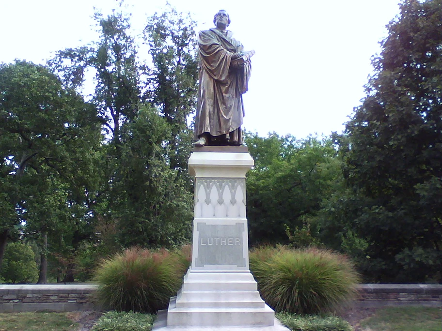 Statue des deutschen Reformators Martin Luther.